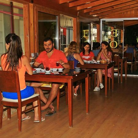 Koz Eren Otel Кешме Экстерьер фото