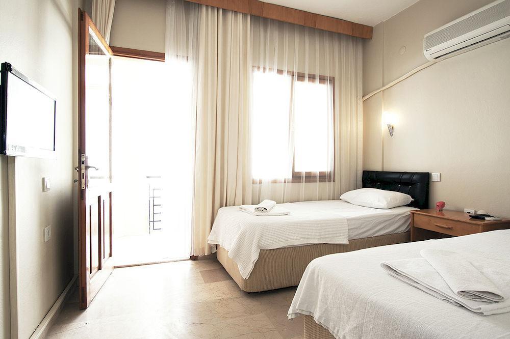 Koz Eren Otel Кешме Экстерьер фото