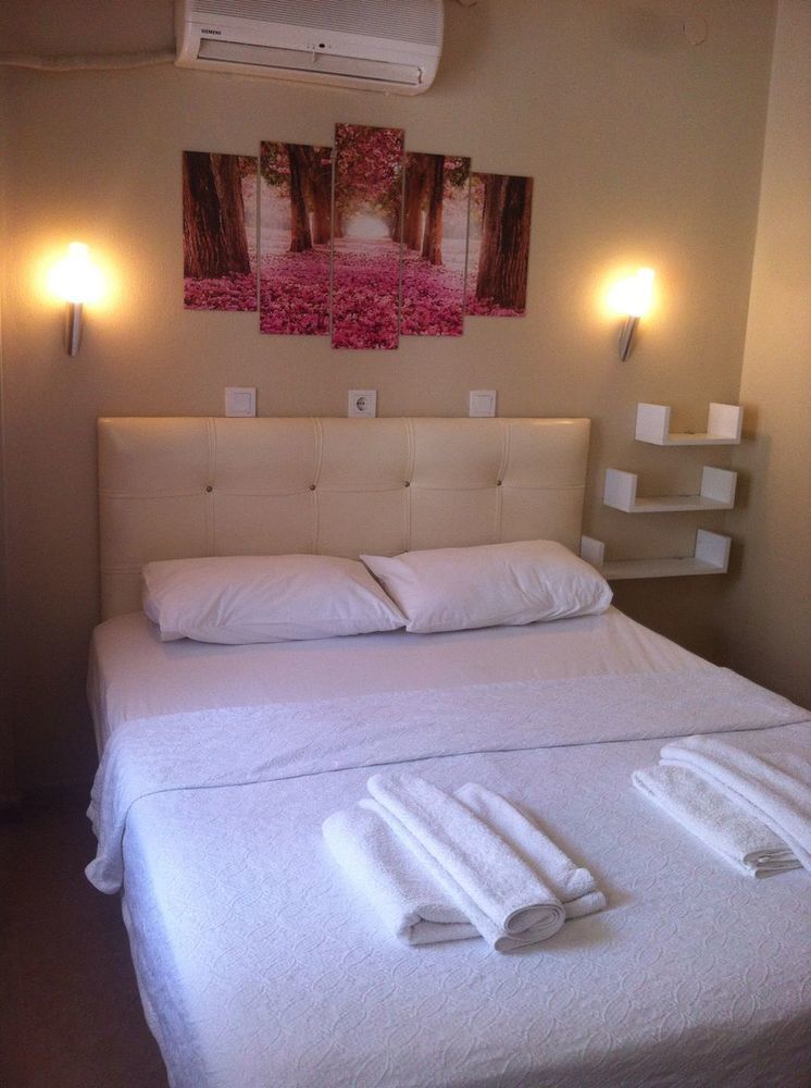 Koz Eren Otel Кешме Экстерьер фото